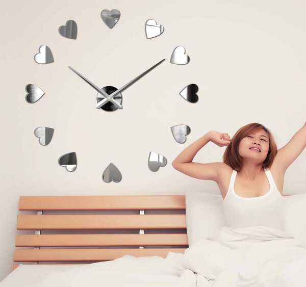 Velké nástěnné hodiny s motivem srdce I SENTOP 12S051: Černá Ral 9005 Černá barva RAL 9005 3259-15915 12S051 Wall clock HEU-