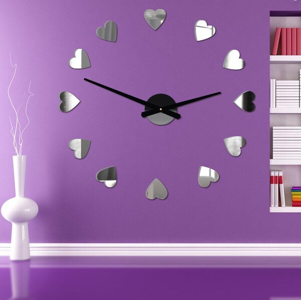 Velké nástěnné hodiny s motivem srdce I SENTOP 12S051: Černá Ral 9005 Černá barva RAL 9005 3259-15915 12S051 Wall clock HEU-