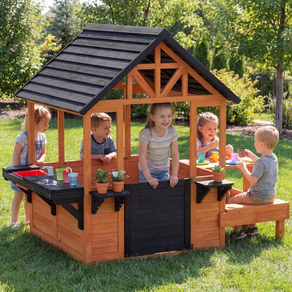 AIYAPLAY dřevěný zahradní domeček pro děti — stůl, lavičky, dřez, dveře, okno a truhlíky, hnědý, 166,3 × 112,5 × 139,7 cm | Aosom