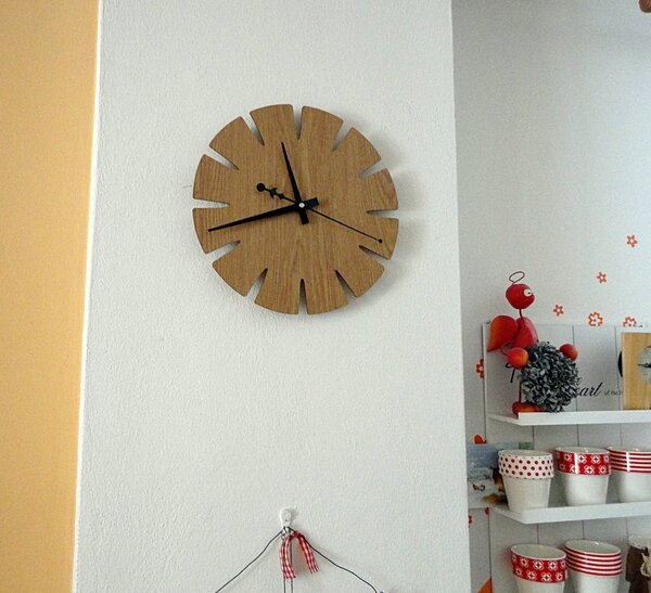 Dřevěné hodiny na zeď, stylový dárek do interiéru - SPECTRA: Černé ručičky HDF - černá 30 cm 3733-34743 HDFK0011