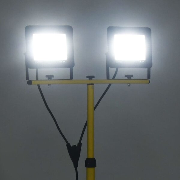 LED reflektor se stojanem 2 x 100 W studené bílé světlo
