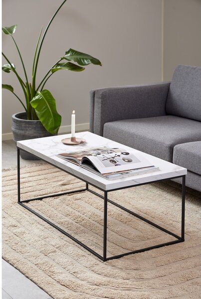 Béžový konferenční stolek s deskou v dekoru mramoru 55x110 cm Barossa – Actona