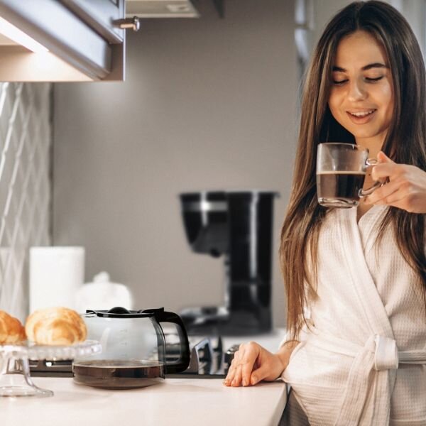 Elektrický překapávač na kávu Väline Mocca, 10 šálků, 800W, 1,25 l, černý, 3 roky záruka