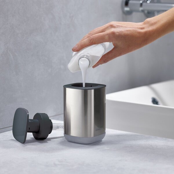 Dávkovač mýdla z nerezové oceli v leskle stříbrné barvě 250 ml Presto Steel – Joseph Joseph