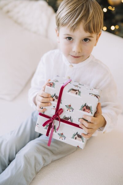 Vánoční balicí papír s domečky – 5 m