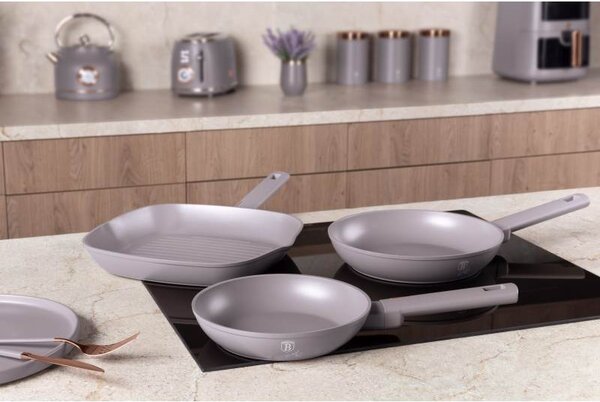 Sada pánví s titanovým povrchem 3 ks Taupe Collection steak