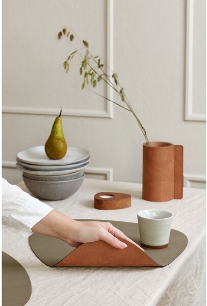 Prostírání z eko kůže 37x44 cm Curve L Double Nupo – LIND DNA