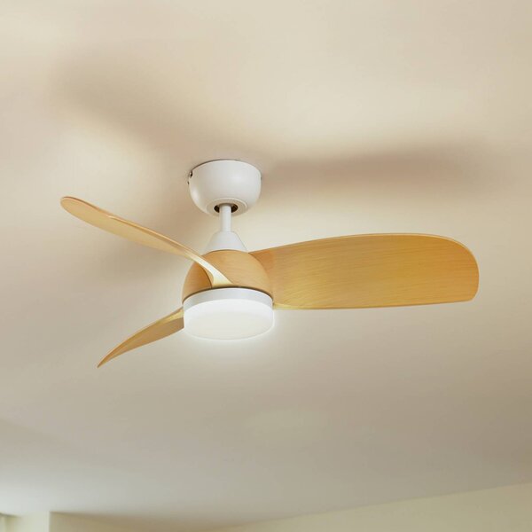 Lindby Stropní ventilátor LED Enon, bílý/dřevěný, stejnosměrný proud, tichý, stmívatelný, Bílá / opál, Obývací pokoj / jídelna, kov, Moderní