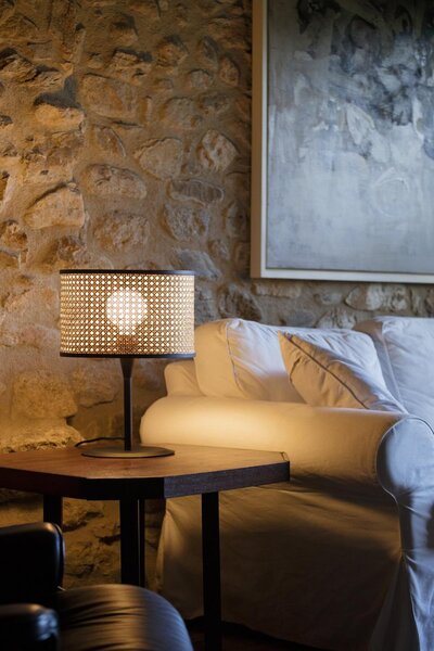 MAMBO černá/ratan stolní lampa - FARO