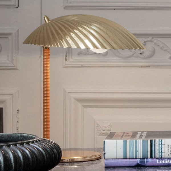 Stolní lampa GUBI, 5321, Zlatá / mosazná, Obývací pokoj, Kov, Design