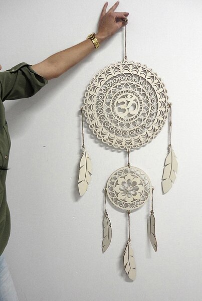 OM Mandala – dřevěný lapač snů na zeď | AURAVIA 3562 PR0001