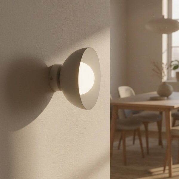 EMIBIG LIGHTING Nástěnné světlo Bibi K1, béžové, ocel/sklo, Ø 18 cm, stmívatelný, Krémová / jantar, Obývací pokoj / jídelna, Sklo, Moderní