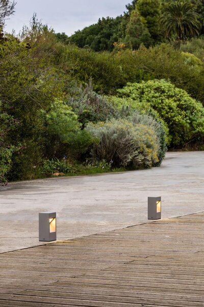 CAST 300 sloupková lampa, tmavě šedá - FARO