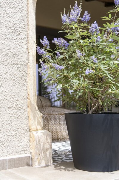 Květináč Bucket černý S, ⌀ 50 cm x v 40 cm, 6,5 kg, 57l