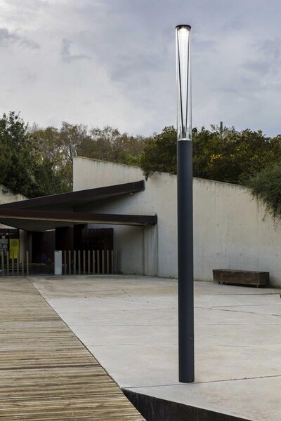 RUSH sloupková lampa, tmavě šedá, 3.7M 2700K 360st - FARO