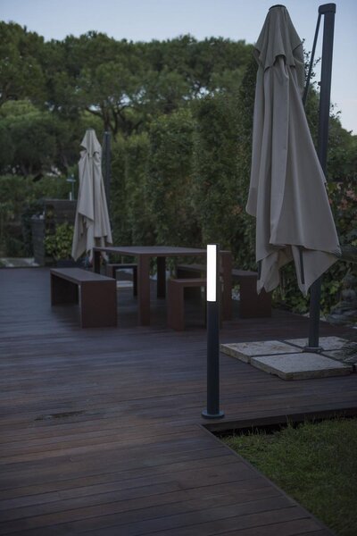 BERET 900 sloupková lampa, tmavě šedá - FARO