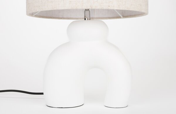 Bílá keramická stolní lampa ZUIVER BIBI