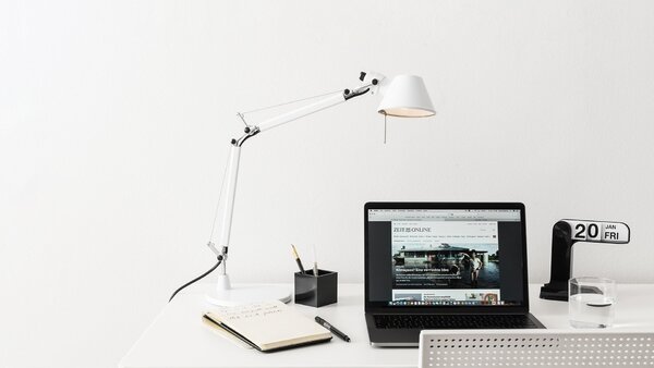 Artemide stolní lampa Tolomeo Micro Gold E14 max 6 W zlatá