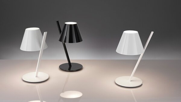Artemide stolní lampa La Petite Design Collection E14 bílá