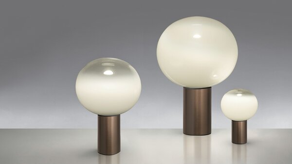 Artemide stolní lampa Laguna 16 E14 8W matná mosaz