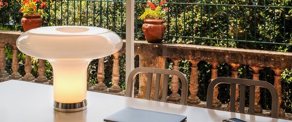 Artemide stolní lampa Lesbo E27 stmívatelná