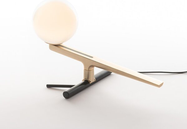 Artemide stolní lampa Yanzi 9,5 W LED stmívatelná 3000K