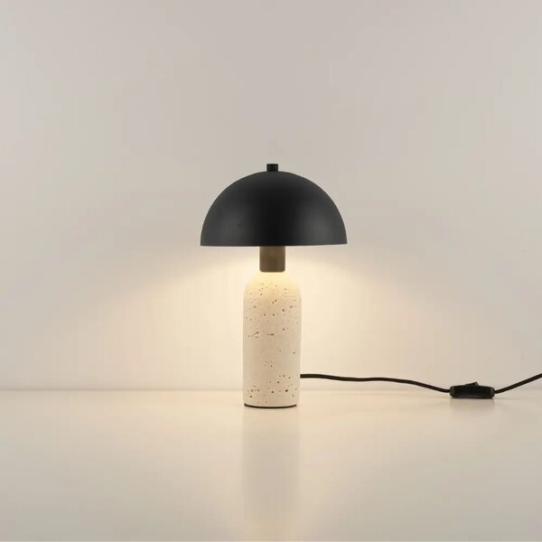 Nova Luce Černá kovová stolní lampa Vannie s betonovou podstavou