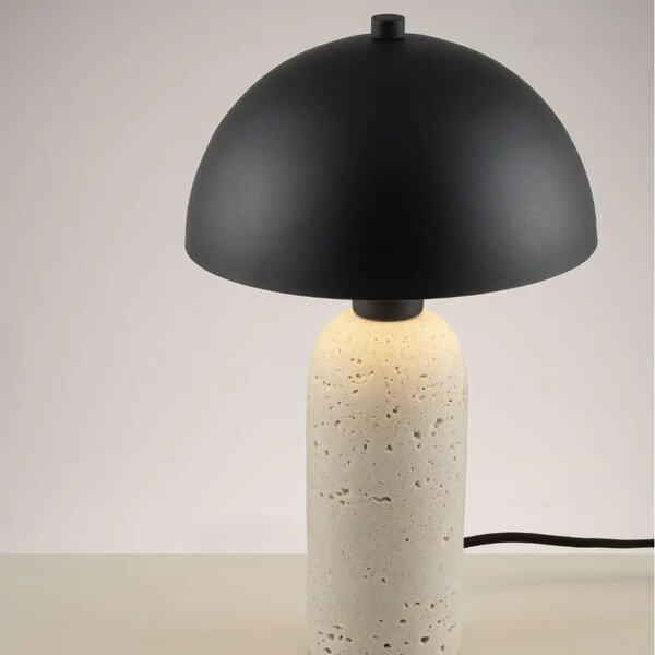 Nova Luce Černá kovová stolní lampa Vannie s betonovou podstavou