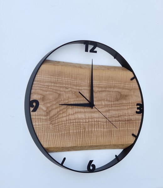 Dřevěné hodiny -45cm, přírodní dřevo - jasan, černý kovový rám (45B53)