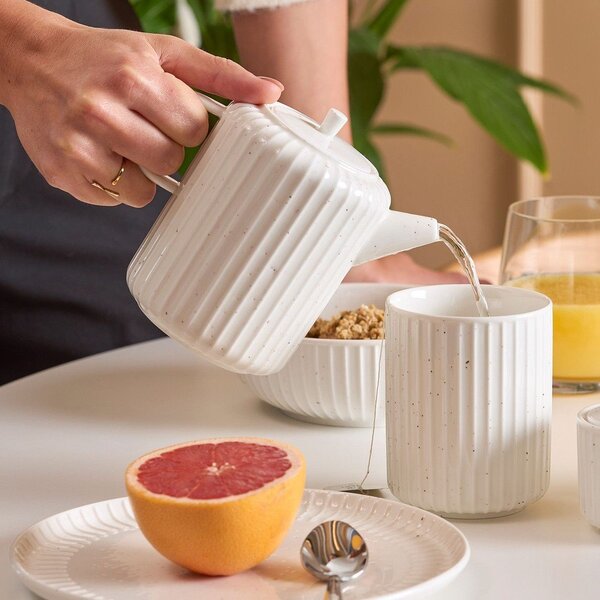 Bílá konvice na čaj z kostního porcelánu 540 ml Ora Gloss – Salt&Pepper
