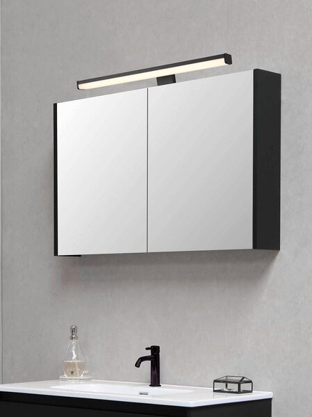 Trio Leuchten 284114032 LINO - Koupelnové LED svítidlo v černé barvě s montáží na zrcadlo, zeď i skříňku 7,5W, 3000K, IP44, 40cm (Nástěnné černé svítidlo do koupelny k zrcadlu s teplou barvou světla s montáží na zeď, skříňku i na zrcadlo)