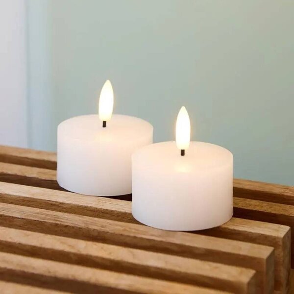 SIRIUS Sada LED čajové svíčky na baterie Sille Tealight, Ø 4,5 × 2,2 cm, bílé, z pravého vosku, balení 2 ks