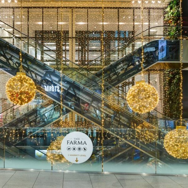 DECOLED Easy Fix LED světelný závěs venkovní, 100 × 1200 cm, teple bílá, 1200 diod, bílý kabel, IP67, prodlužovací