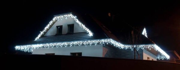 DECOLED Easy Fix venkovní LED rampouchy, světelné, 300 × 50 cm, ledově bílá, 114 diod, černý kabel, IP67, prodlužovací