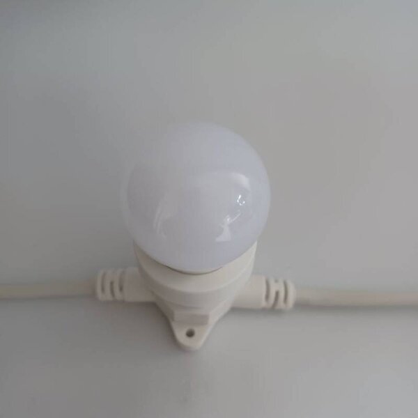 DECOLED LED žárovka SMDE, ledově bílá, patice E27, 12 diod, IP44