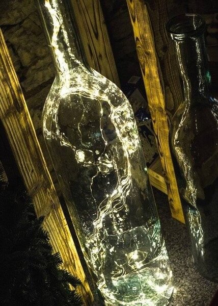DECOLED LED světelný řetěz, kapičky, 12 pramenů × 1,5 m venkovní, teple bílá, 180 diod, měděný kabel, IP44, vč. zdroje