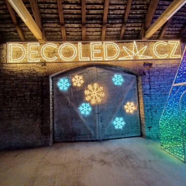 DECOLED Easy Fix LED Neon hadice venkovní, 50 m, D-TYP jednostranný, teple bílá, 3000 diod, bílý kabel, IP44, cívka
