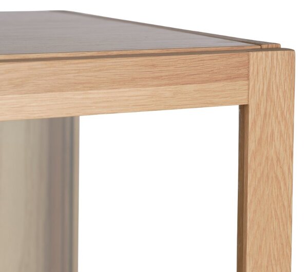 Designová vitrína Dallan 140 cm přírodní dub