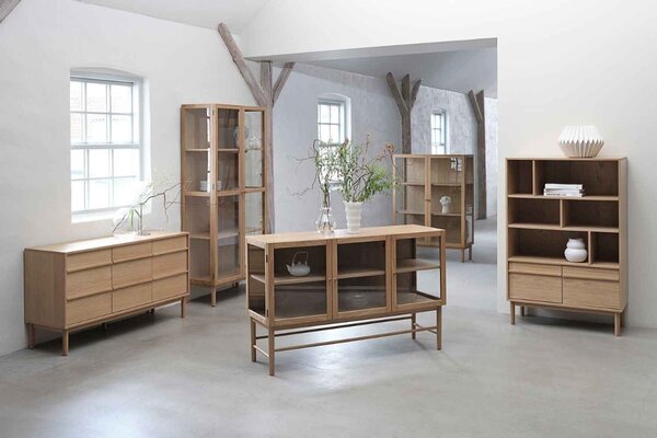 Designová komoda Dallan 140 cm přírodní dub