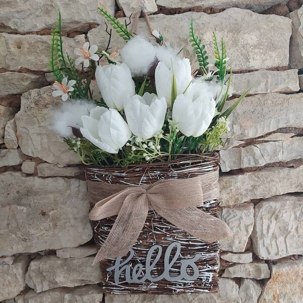 DECOLED Jarní dekorace bílé květiny 23 × 40 cm, proutí a plast, IP44, venkovní