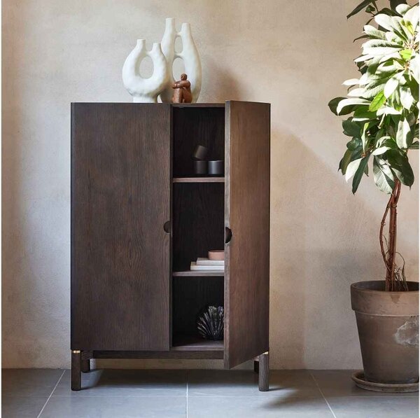 Designová skříňka Takayoshi 130 cm tmavě hnědá