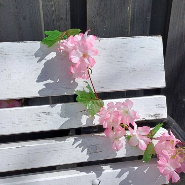 DECOLED 3D jarní dekorace girlanda květinová, 220 × 15 cm, růžová, Sakura