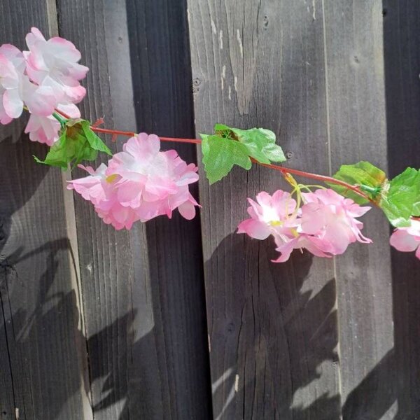 DECOLED 3D jarní dekorace girlanda květinová, 220 × 15 cm, růžová, Sakura