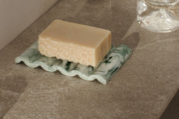 Ferm Living designové tácky na mýdlo Mist Soap Dish
