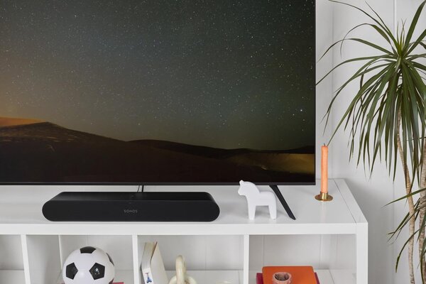 SON RAYG1EU1BLK Sonos soundbar Ray černý