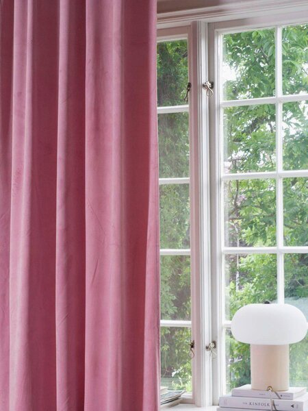 HOTOVÝ ZÁVĚS, zatemnění, 135/280 cm Svanefors - Závěsy, Online Only