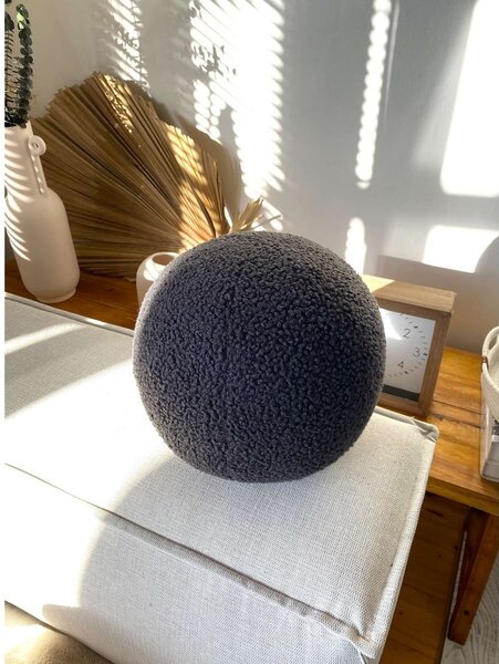 Dekorační polštář z materiálu bouclé ø 25 cm Top – Mioli Decor