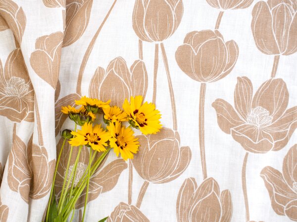 Snový svět Floral béžové květy - francouzský len