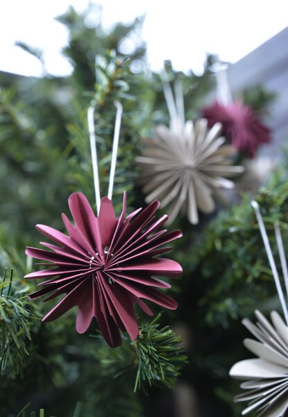 Noordliving Papírová ozdoba Simple Snowflake - Wine Red NL139