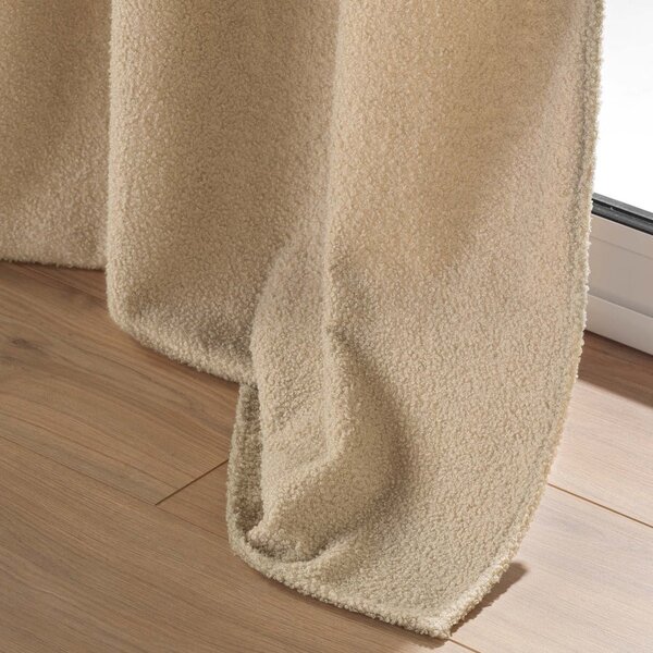 Béžový závěs z materiálu bouclé 140x240 cm Wooly – douceur d'intérieur